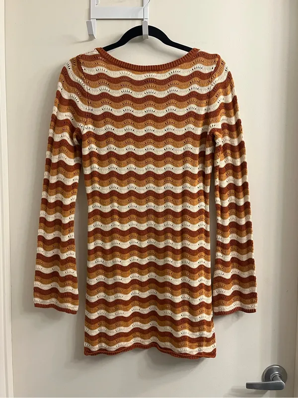 Rhythm. Sunshine Chevron Knit Long Sleeve Mini Dress Size Medium - Image 4