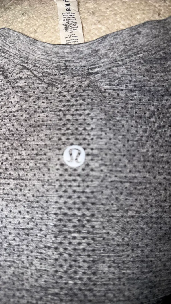 Lululemon Swiftly Tech Short Sleeve - Image 3
