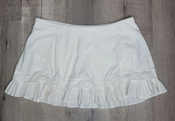 Lululemon City Sky Run By Skirt White size 10 pockets ruffle tennis skirt - Image 5