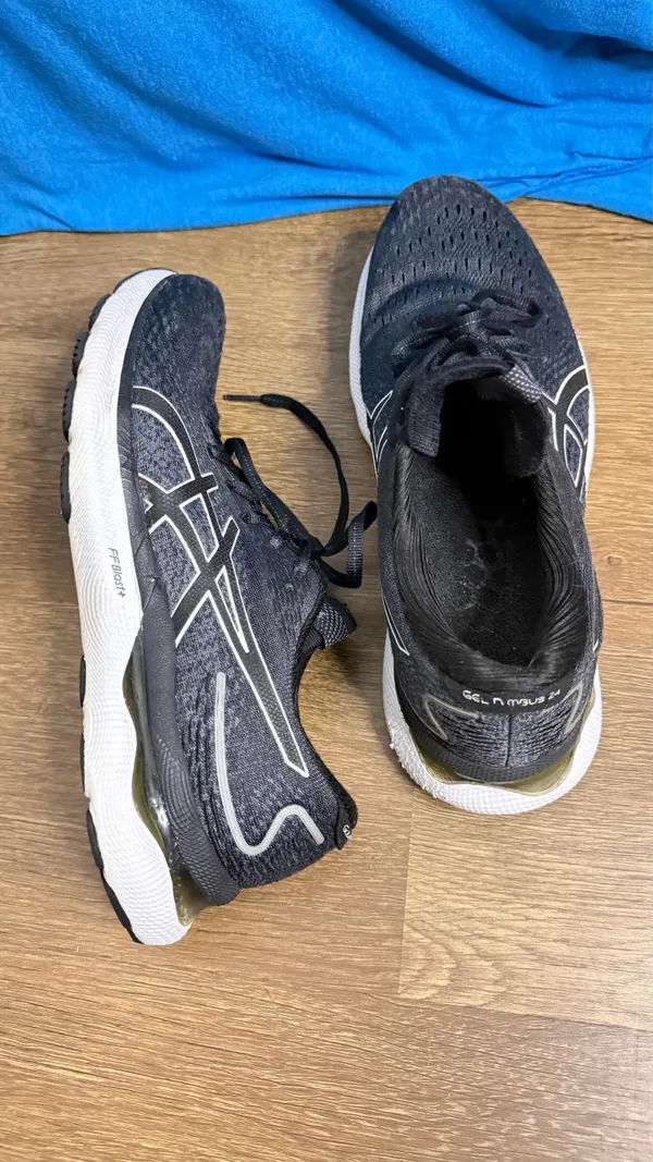 Asics Gel Nimbus 24 Men’s Running Athletic Shoes Size 8 - Image 4