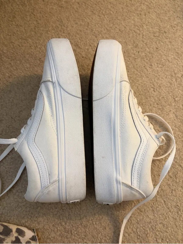Vans White Canvas Low-Top Trainers - Image 4