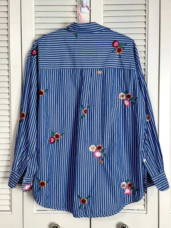 H&M embroidered poplin button down shirt - size 12  - Image 3