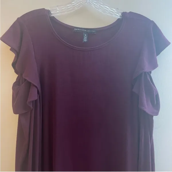 White House black Market red long sleeve ruffle cold shoulder dress size medium - Image 7