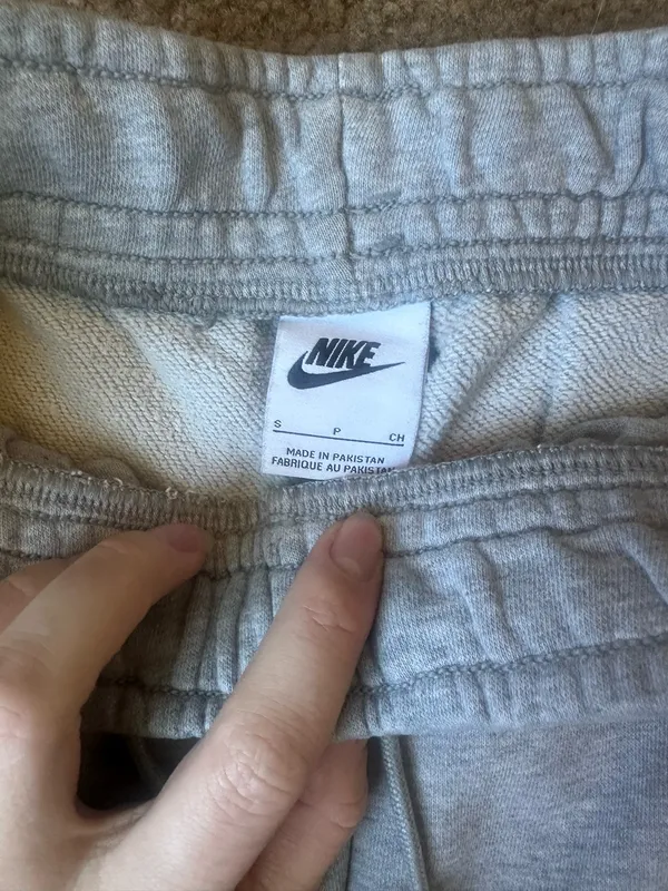 Nike sweat pants  - Image 3