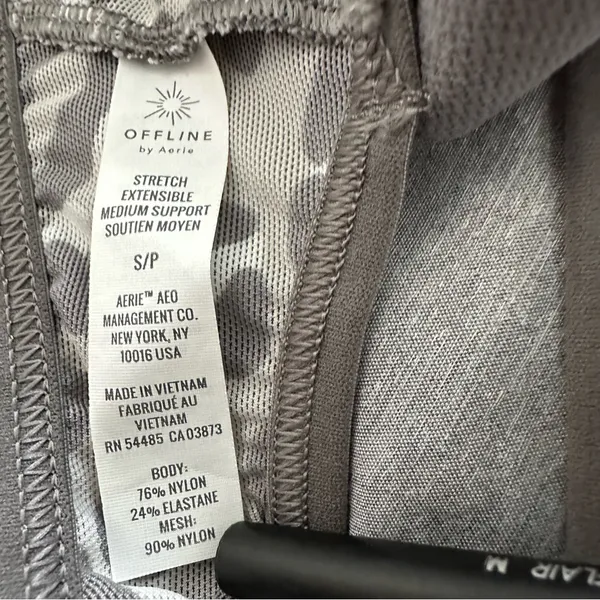Aerie Offline Leopard Print Gray Sports Bra Size Small - Image 3
