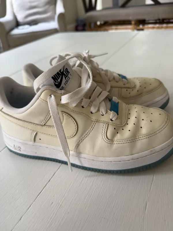 Women’s Nike Air Force 1, color change pastel size 6 - Image 7