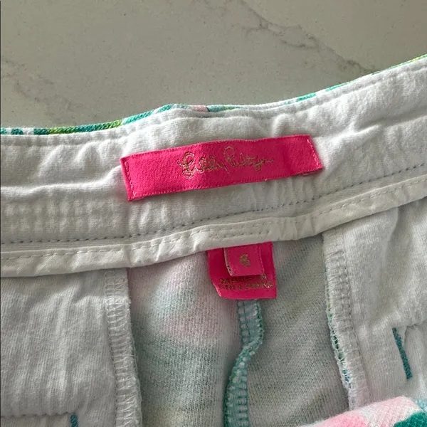 Lilly Pulitzer Callahan Knit Short Blue Ibiza‎ Pineapple Shake size 6 - Image 2