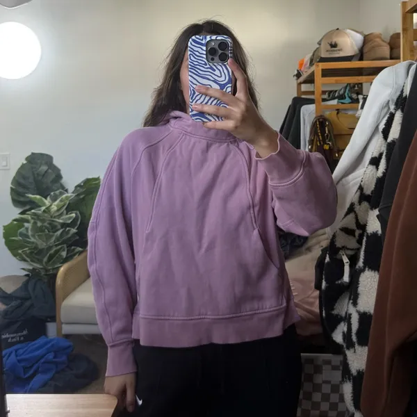 Lululemon Scuba Oversized Side-Slit Hoodie Size XS/S - Image 3
