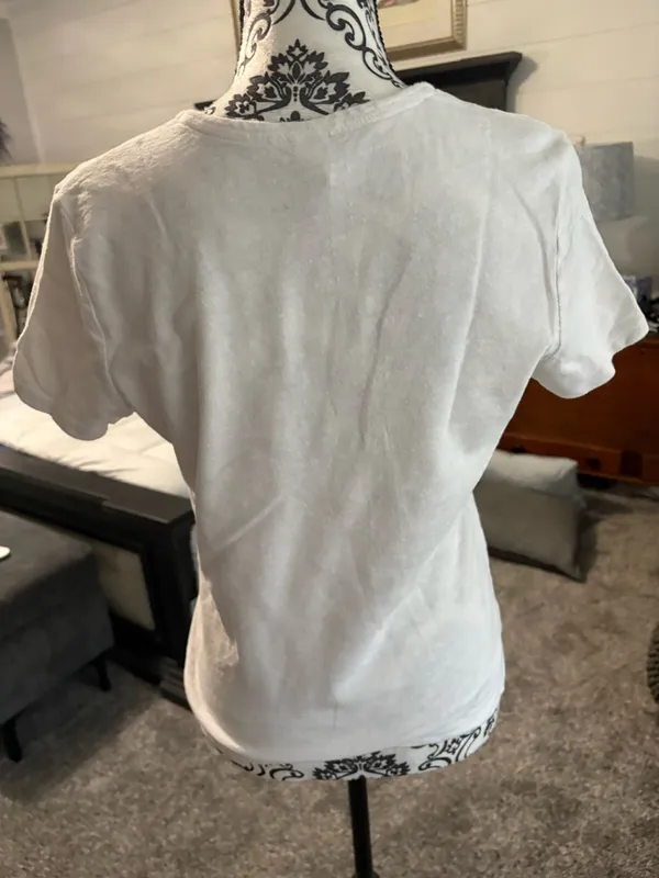Old Navy size small white short sleeve top - Image 3