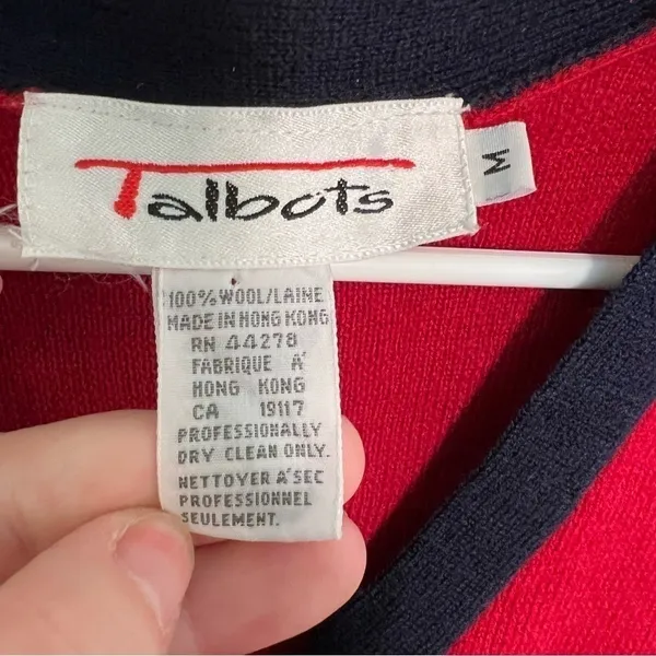 Vintage Talbots Women's Size Medium Sweater Vest Red Navy Blue Pockets 100% Wool - Image 10