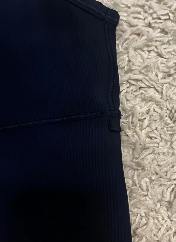 Lululemon Power Pivot Tank Navy Size 4 - Image 2