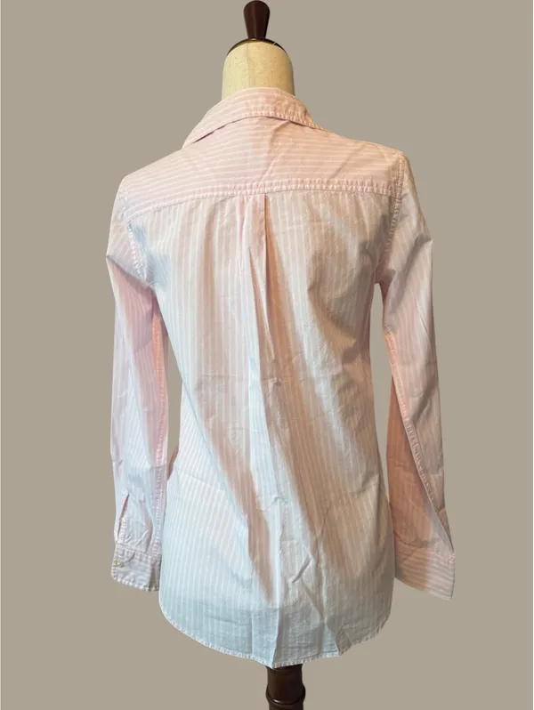Amazon Essentials Classic Button Down Shirt XS Light Pink & - Image 4