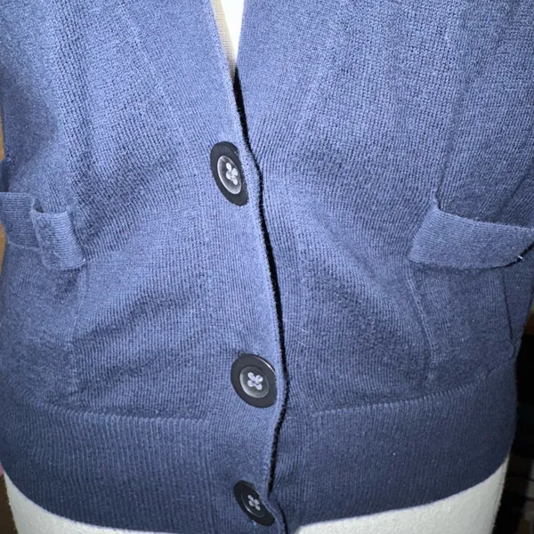 American Eagle Classic short sleeve cardigan - Image 4