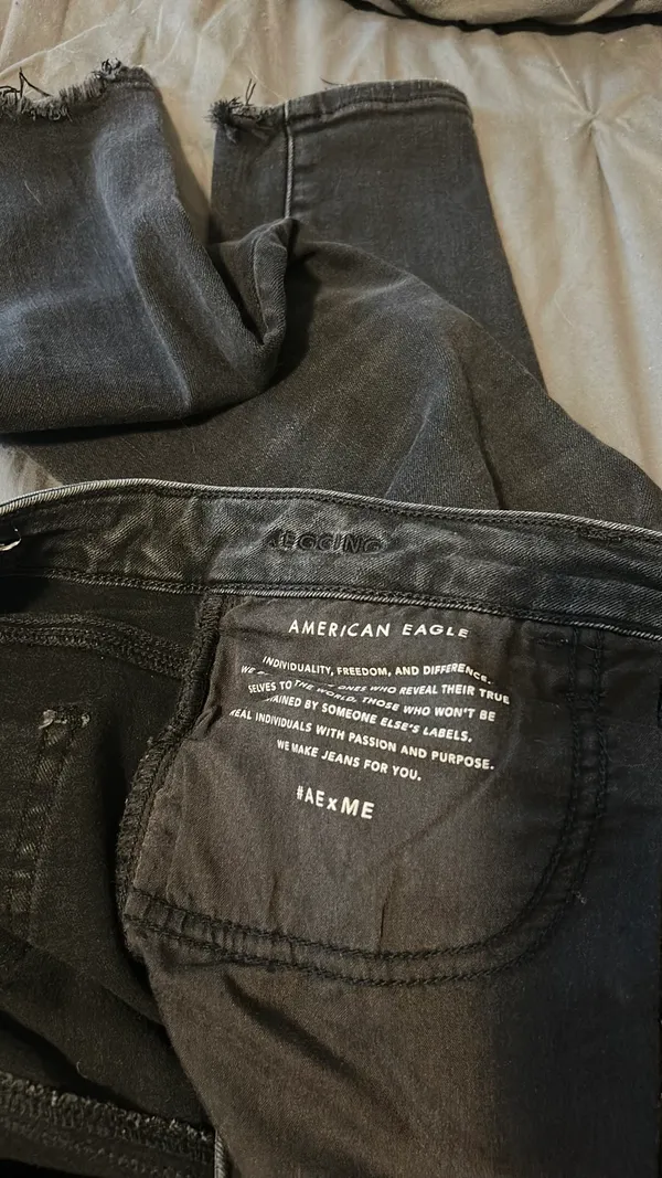 American Eagle Outfitters Jeans Skinny Distressed - Image 2