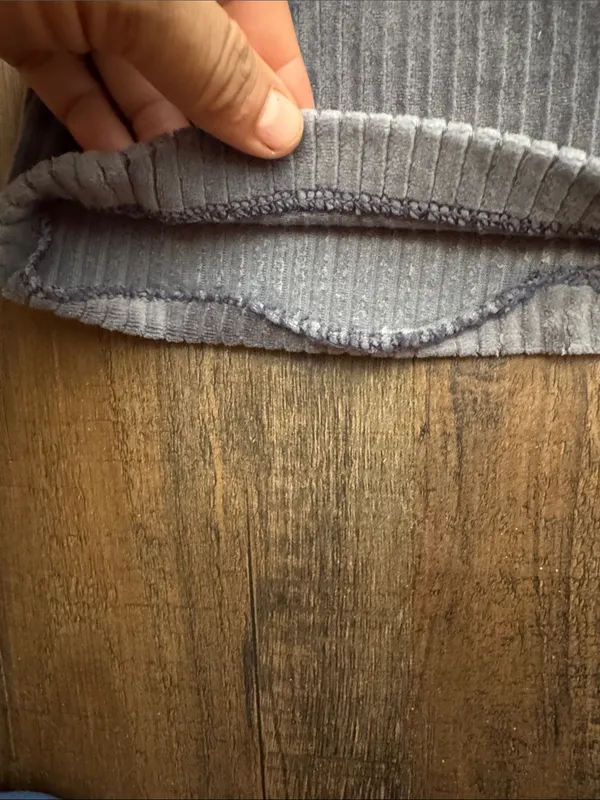 Aerie grey ribbed corduroy flare pants with an elastic waist - Image 5