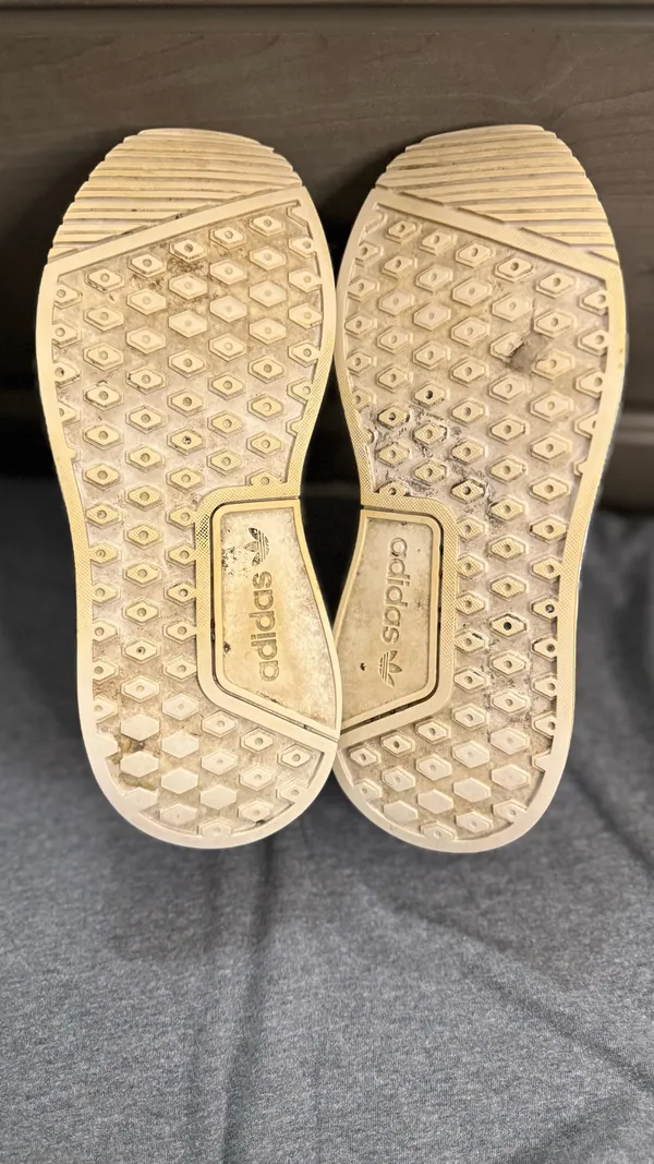 Adidas Men’s Sneakers Shoes Size 5 - Image 6