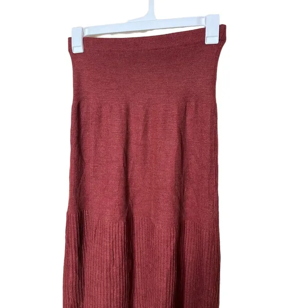 Womens Skirt‎ XS/S Burgundy Maxi Ribbed Knit Stretchy Waist Cozy Chic Bohemian - Image 2