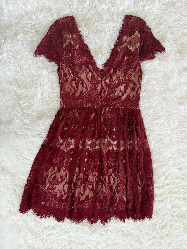 Alya Burgundy Lace Dress XS Womens V Neck Short Sleeve Cocktail Skater Mini - Image 9