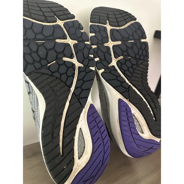 New Balance Womens 860v12 Running Shoe Size 10 Fresh Foam - Image 6