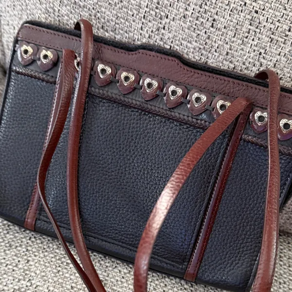 Black Leather Brighton Jagger Purse Silver Heart Details Great Condition Y2K VTG - Image 6