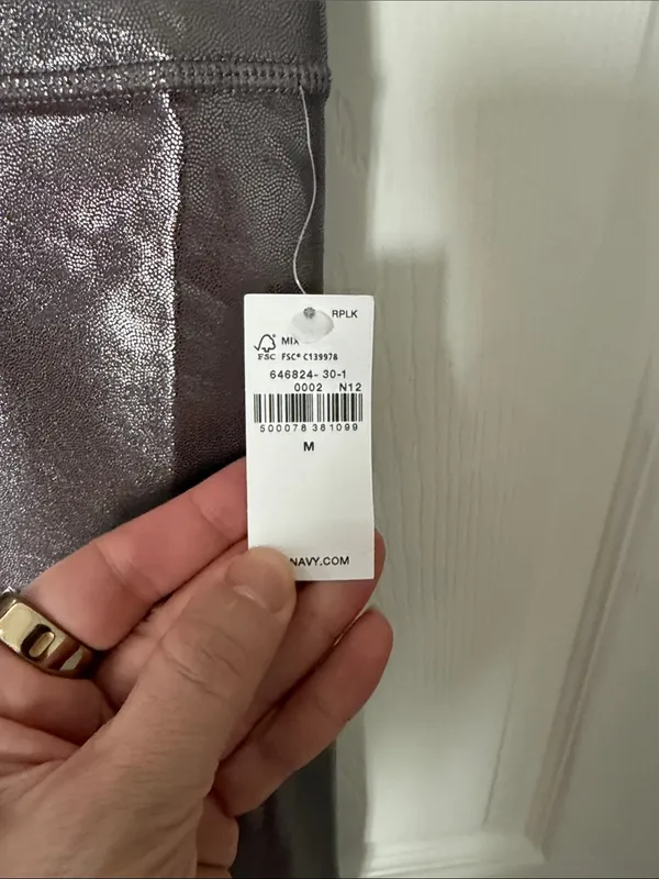 NWT Metallic ultra High-Waist Leggings OLD NAVY medium power soft - Image 2