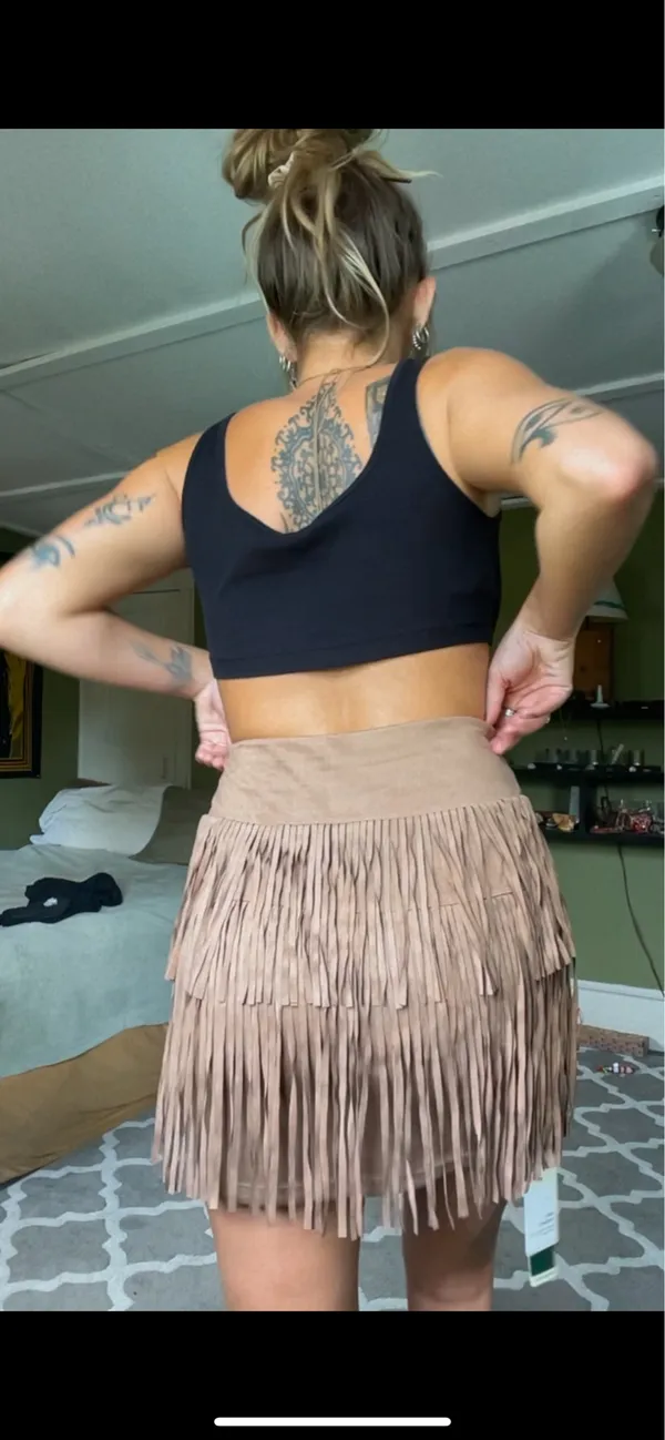 Halara 2-in-1 Skirt - Image 3