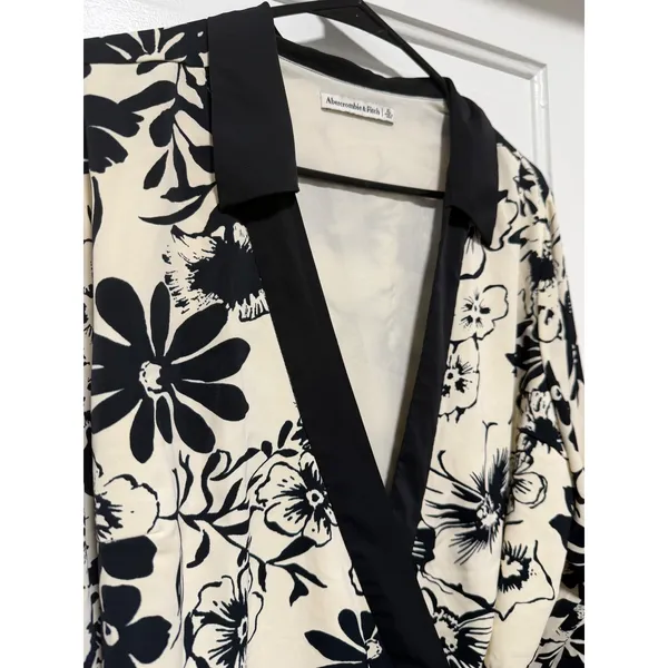 Abercrombie & Fitch Womens Black Cream Floral Wrap Mini Dress Long‎ Sleeve - Image 9