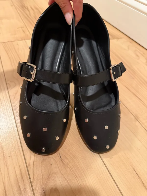 Black flats - Image 2