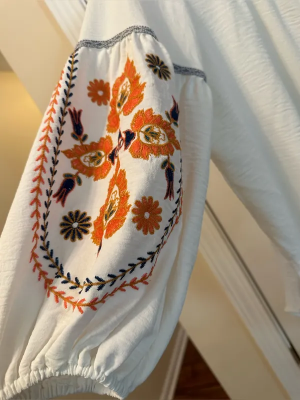 Fig and FlowerWhite Embroidered Balloon Sleeve Button-Front Blouse - Image 2