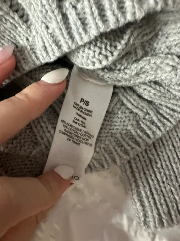 Sweater - Image 2