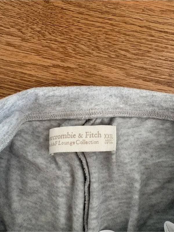 Abercrombie & Fitch Light Gray Wide-Leg Fold-Over Waist Pants - Image 4