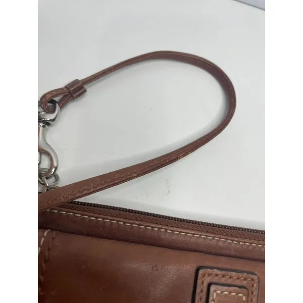 Coach Soho Brown Leather Wristlet Buckle Front Mini Bag Y2K Clutch - Image 2