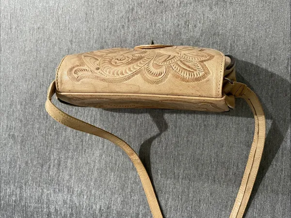 Tooled Genuine Leather Mexican Purse Vintage - Image 12