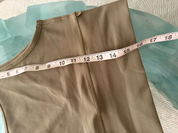 Lululemon Power Pivot Ribbed Tank - Image 4