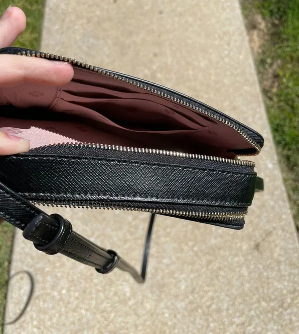 Kate Spade Black Purse - Image 5