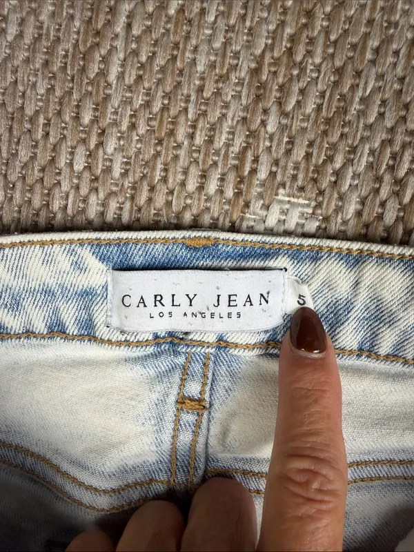 Carly High-Rise Light Acid Wash Women’s Jeans - Image 2