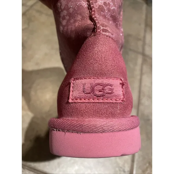 UGG Classic Short Pink Leopard Metallic Boots Womens 5 Sheepskin Lined - Image 16