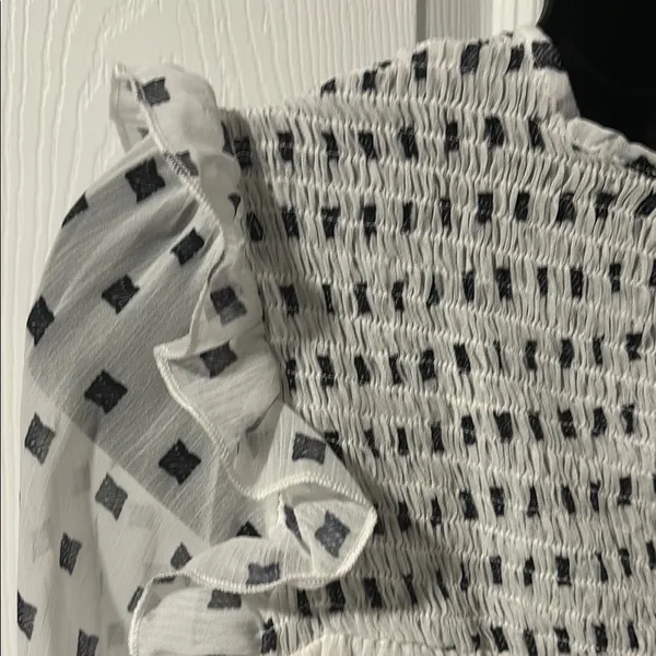 White Puff Sleeve Blouse with Peter Pan Collar - Image 5
