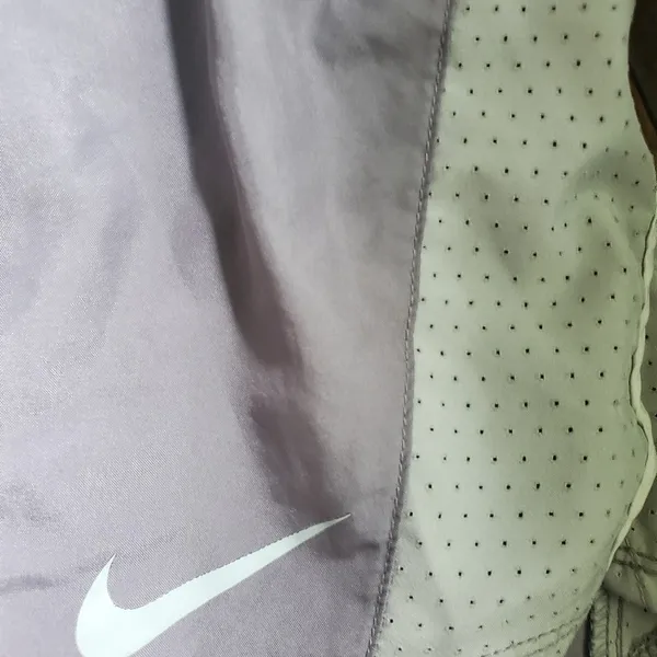 Nike gray Athletic shorts size Medium women's , running shorts dri fit - Image 2