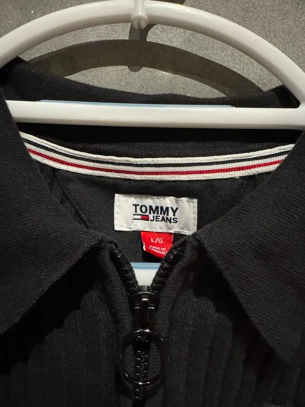 Tommy Hilfiger Sweater - Image 2
