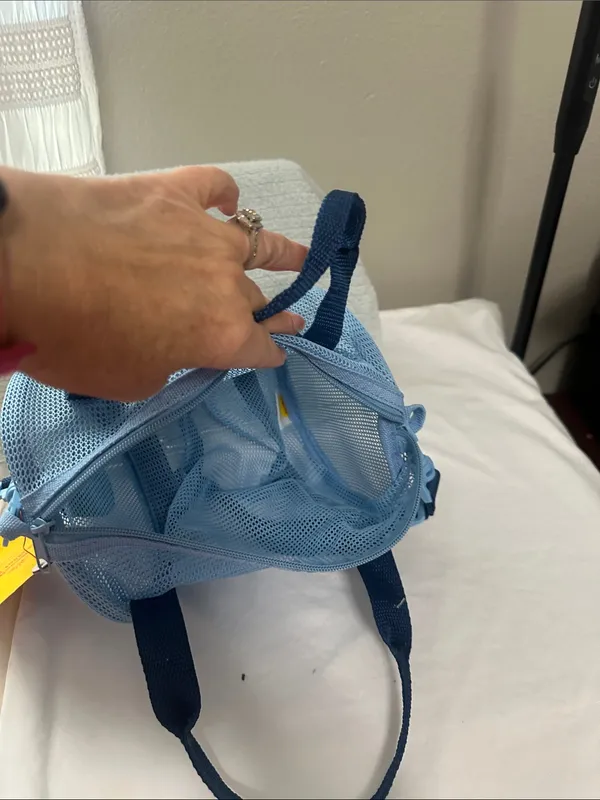 Target Light Blue Beach Duffel Bag with adjustable, removable strap NWT - Image 3
