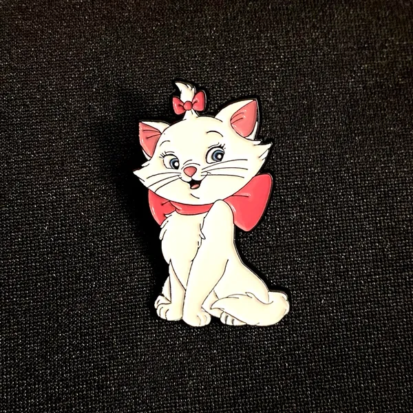 Marie from The Aristocats is just about as cute as a kitty can be. # 3 NWOT - Image 2