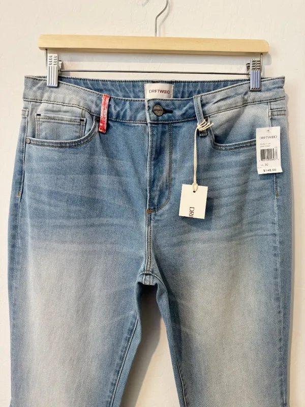Driftwood Farrah Patchwork Bandana Flare Leg Jeans Size 30 Western Boho Cowgirl - Image 4