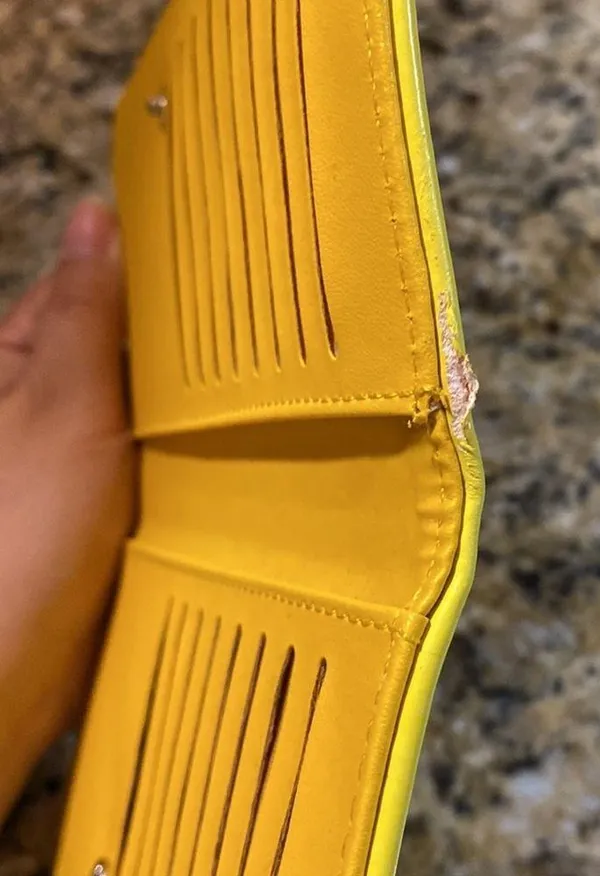 ‼️final sale‼️Bright yellow wallet - Image 4