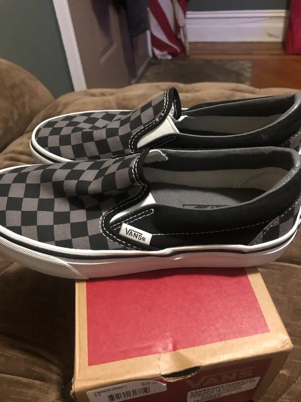 Slip-On Vans - Image 6