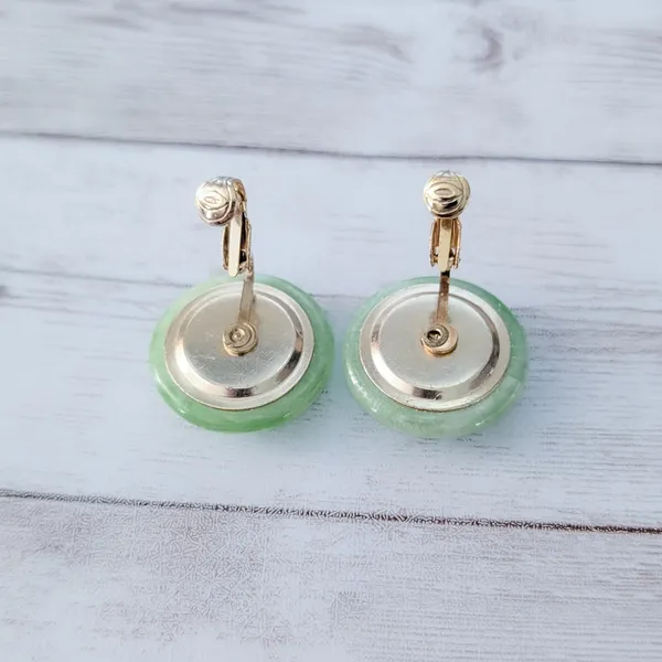 Vintage Clip On Earrings 1" Bright Green - Slightly Swirly - Retro Statement - Image 5