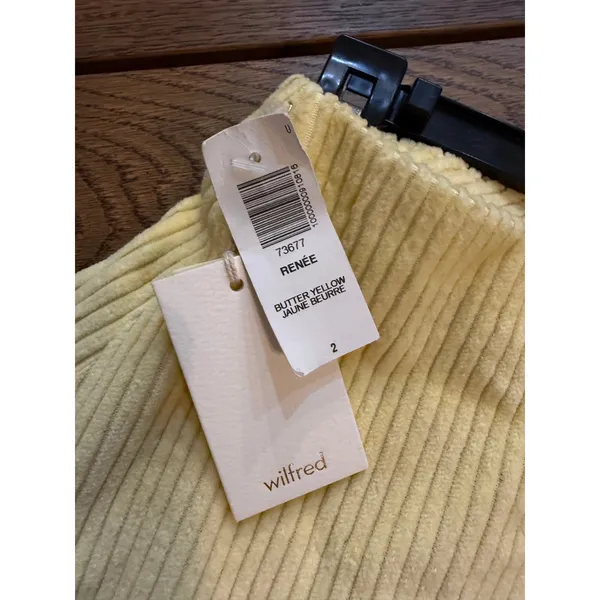 NWT Aritzia Butter Yellow Mini Skirt Size 2 - Image 4