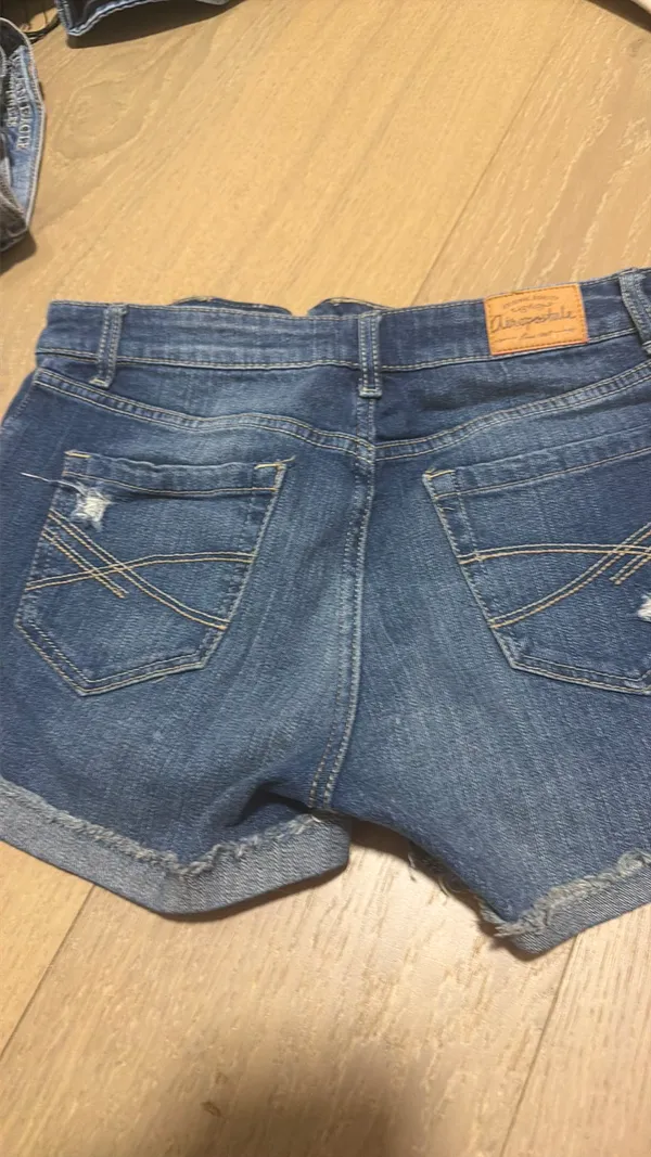 Aeropostale - Image 6