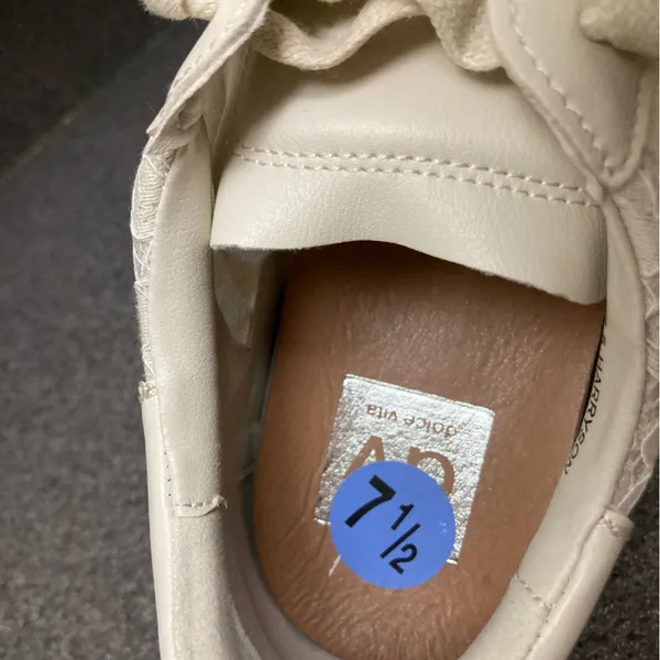Dolce Vita Cream Women's Sneakers - Image 5