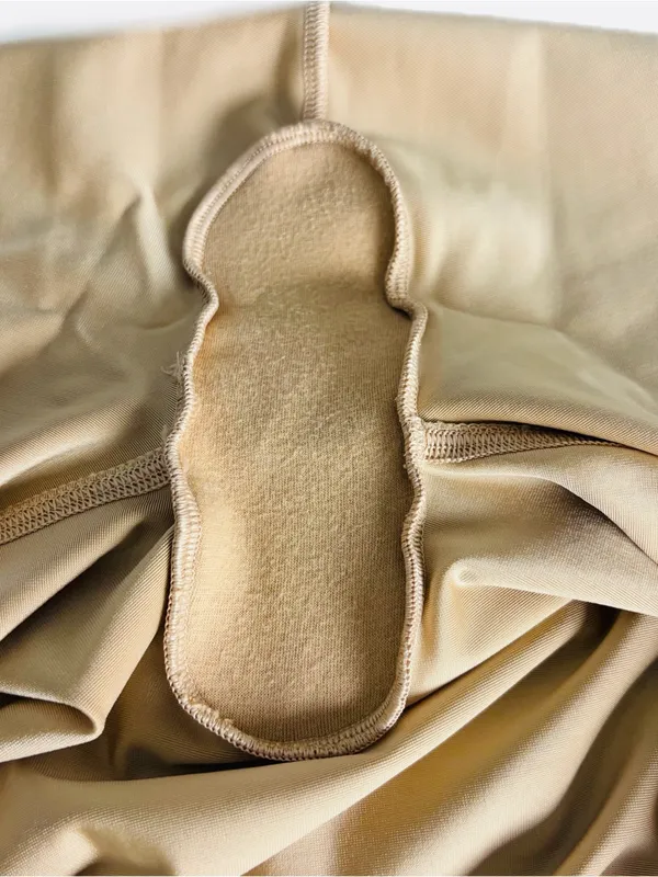SPANX Slimplicity Mid-Thigh Shaper Shorts Nude Beige Size Medium - Image 3